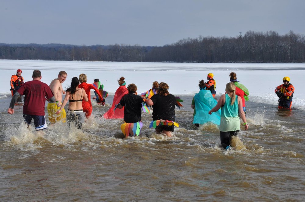 mosquito-lake-polar-plunge.jpg