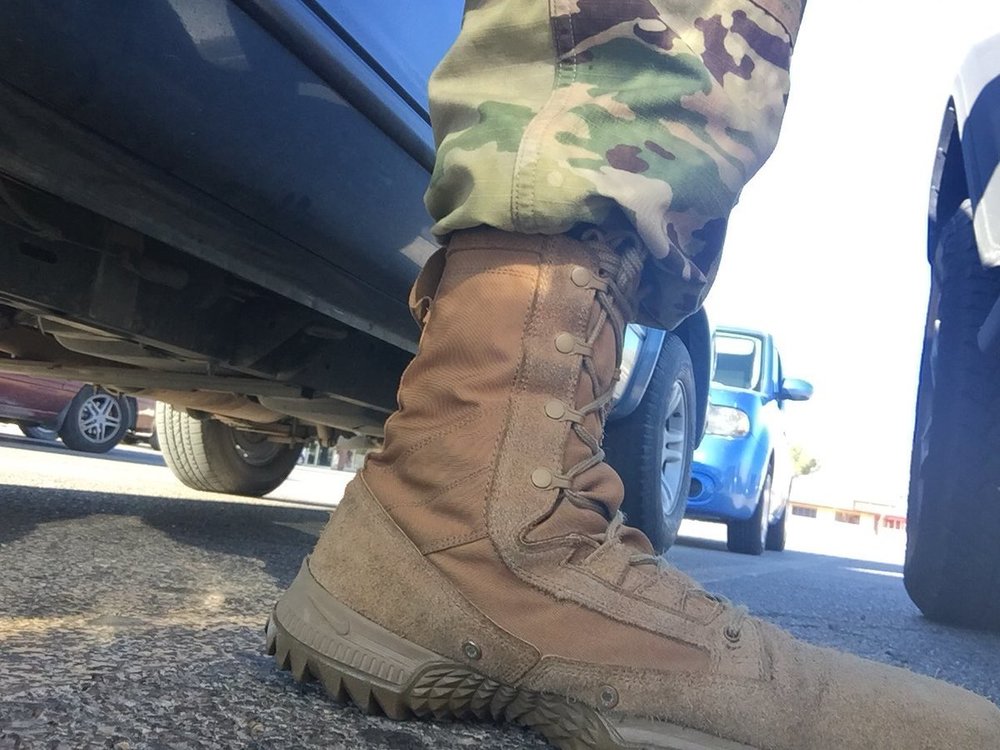 nike boots.jpg