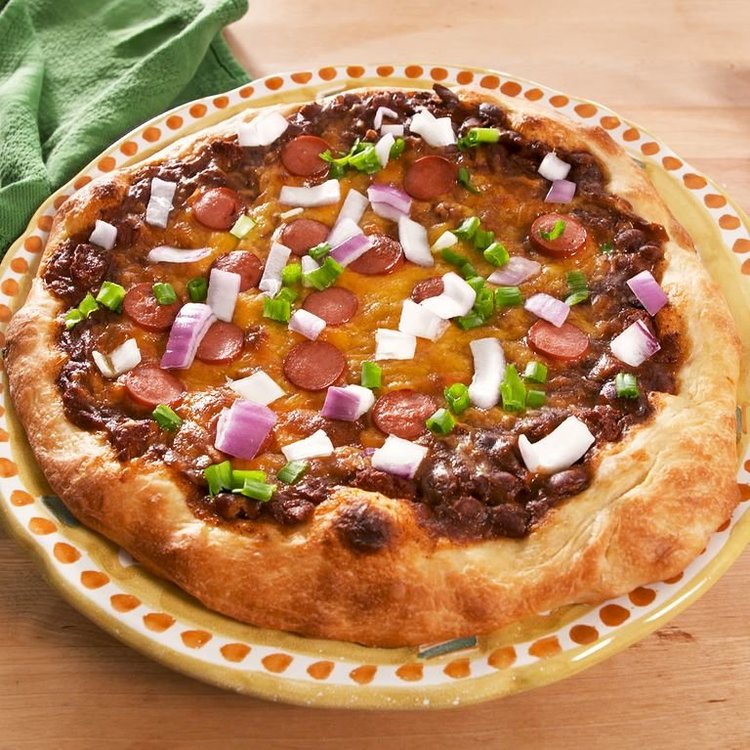 delish-chili-cheese-dog-pizza-still001-1585952240.jpg