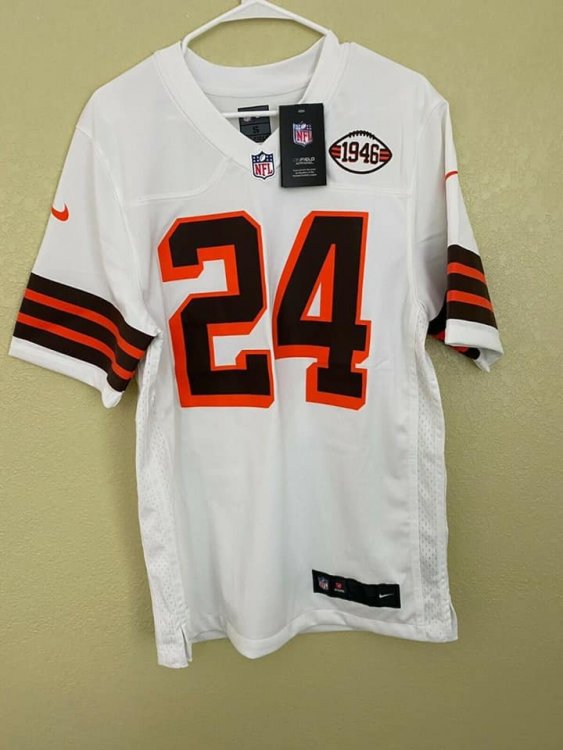 browns 2021 alternate jersey.jpg