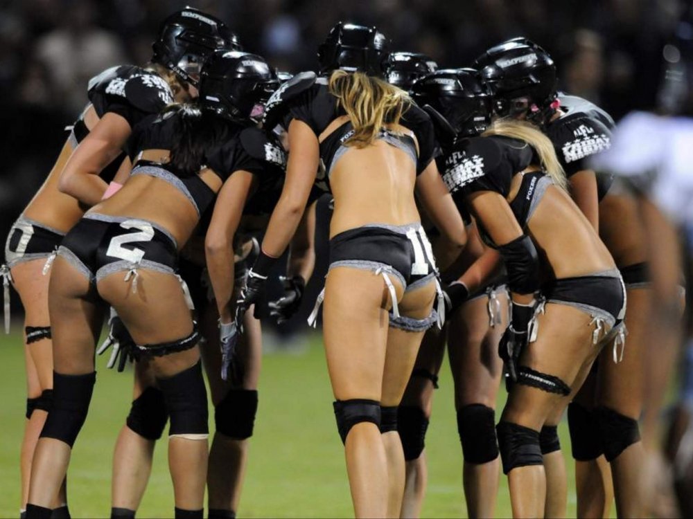 lingerie-league-1920x1440.jpg