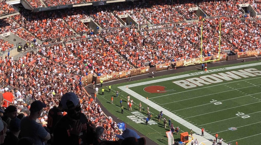 Cleveland-Browns-United-Airlines-2048x1139.jpg